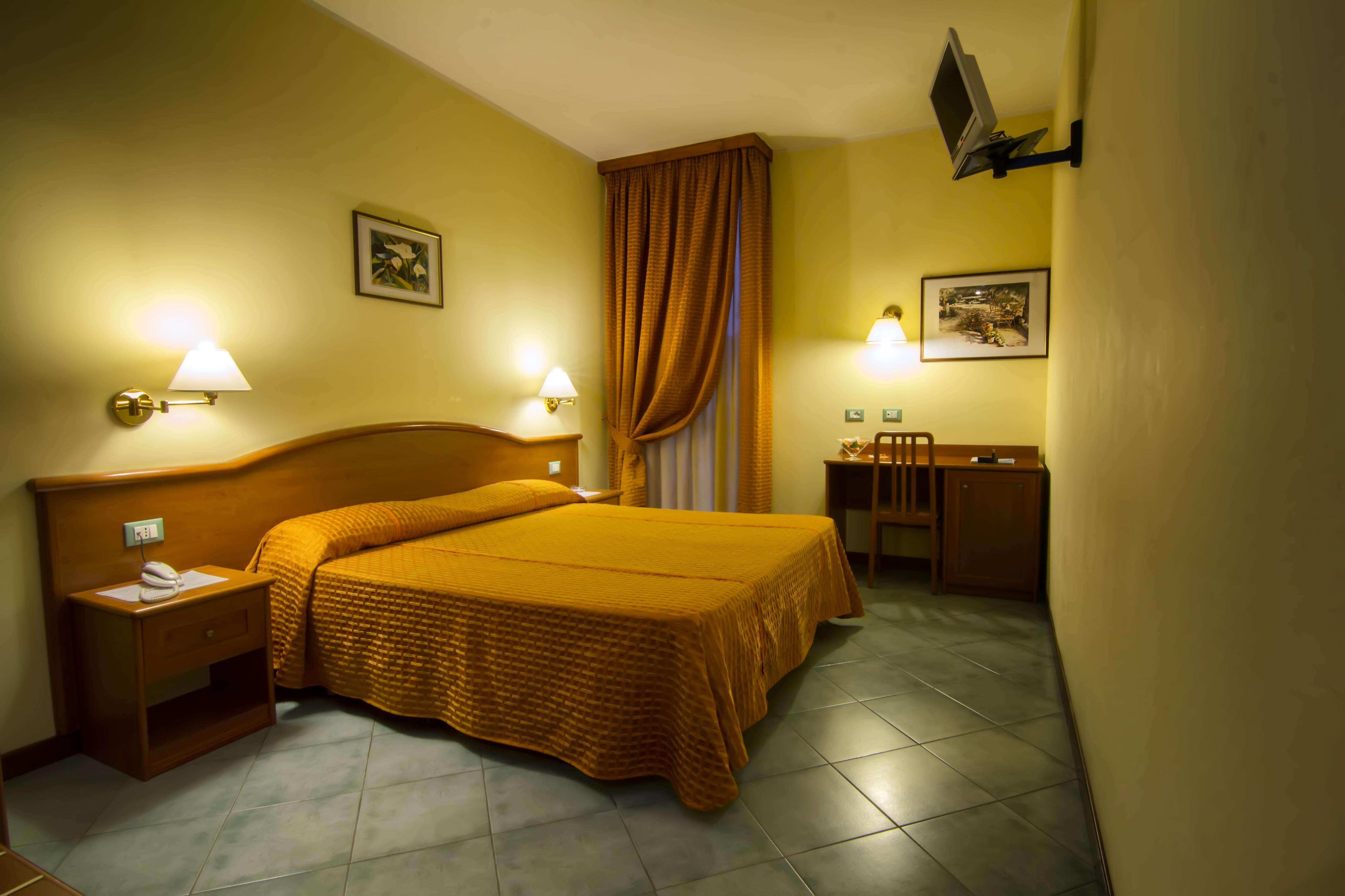 Hotel Degli Amici Artena Extérieur photo
