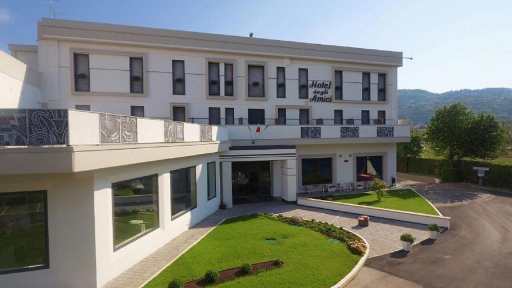 Hotel Degli Amici Artena Extérieur photo