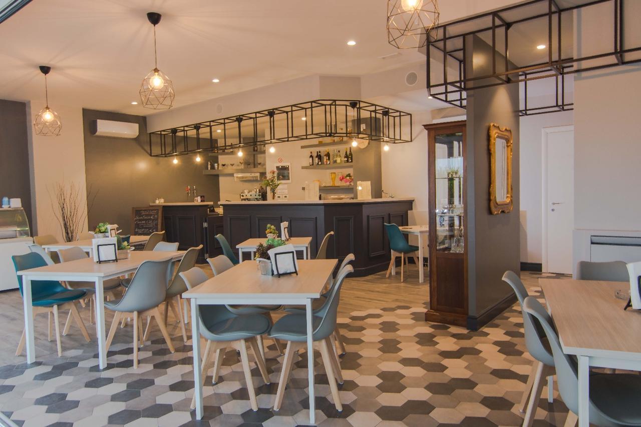Hotel Degli Amici Artena Extérieur photo